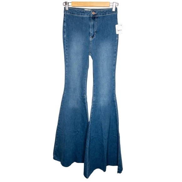 Free People Womens Size 25 Just Float On Flare Jeans in Jericho Blue Hippie Boho - Picture 4 of 12